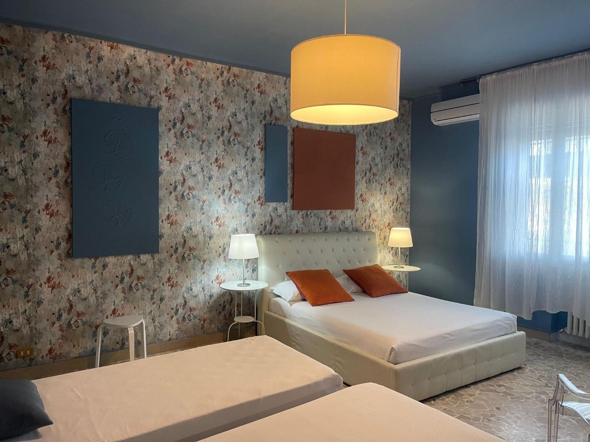 Central Suite Bed&Breakfast Bologna Eksteriør billede
